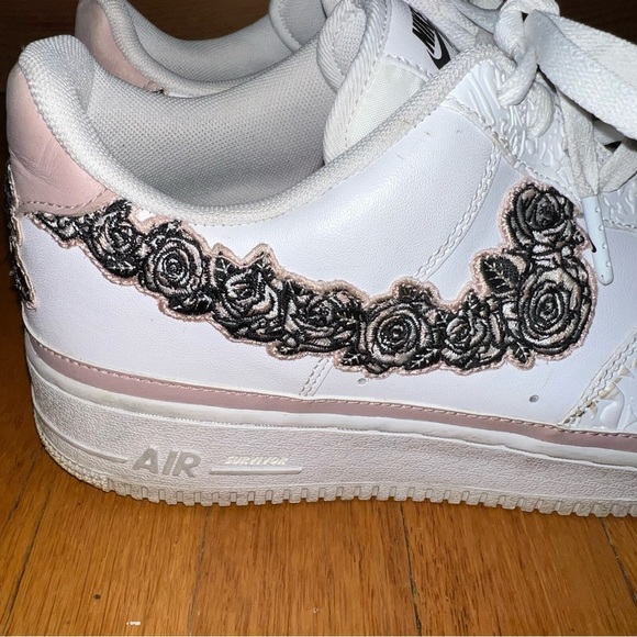 Nike Air Force 1 x Doernbecher (2019) sneakers rose appliqué swoosh. Rare EUC - Picture 4 of 7